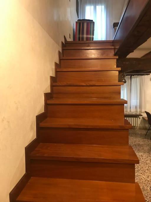 Apartamento Cosy Apt For 6 Pp Between San Marco And Rialto Bridge *